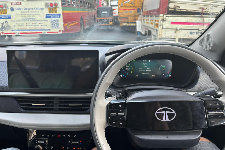 Tata Nexon EV touchscreen glitch Tata Nexon EV touchscreen glitch