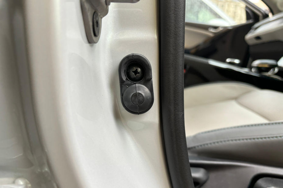 Tata Nexon EV driver-side door rubber stopper Tata Nexon EV driver-side door rubber stopper