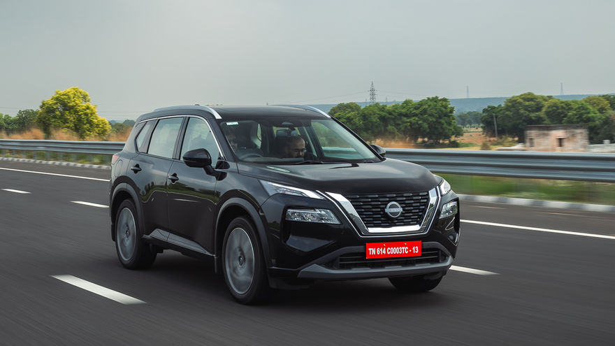 Nissan X-Trail Road Test Images