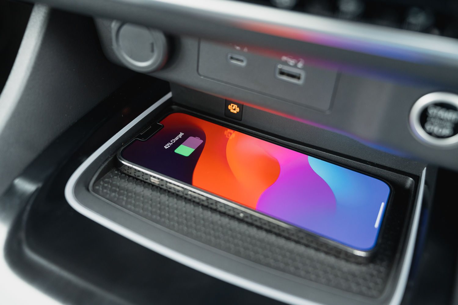 Nissan X-Trail Wireless Phone Charger