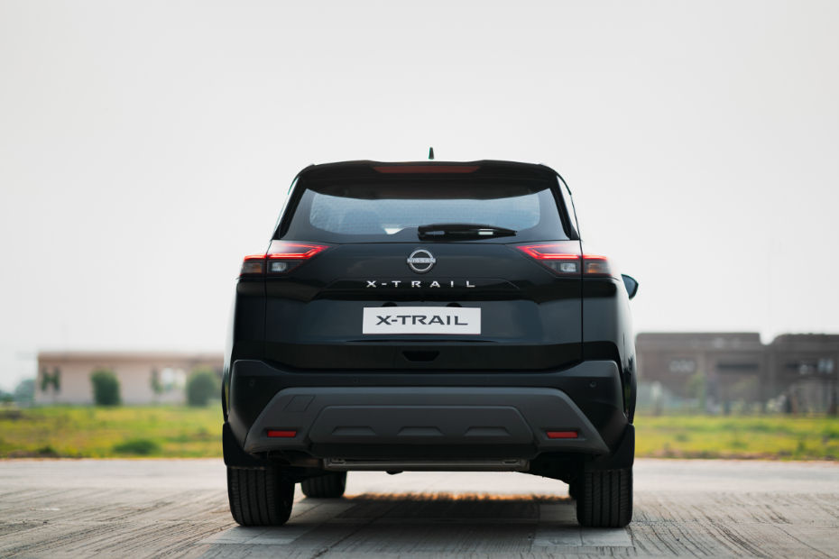 Nissan X-Trail Rear Nissan X-Trail Rear