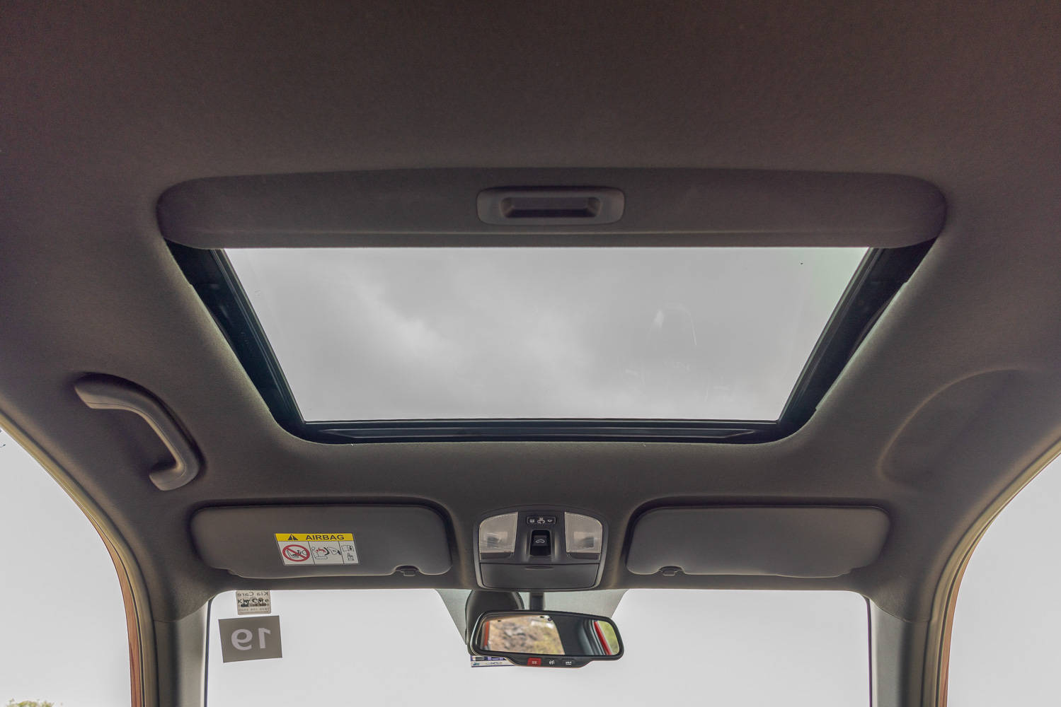 Kia Sonet Sunroof