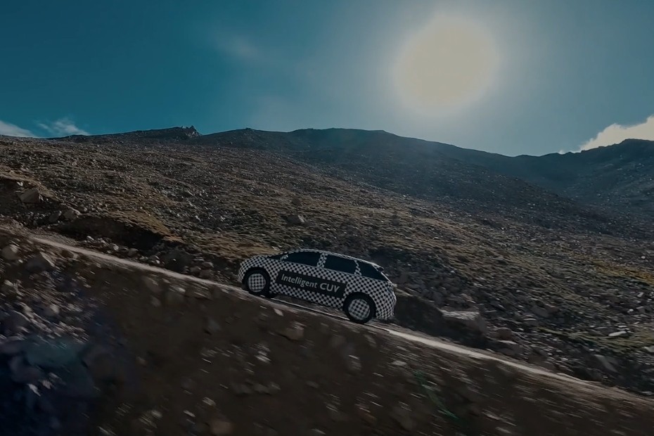 MG Windsor EV Spied Testing, Wuling Cloud EV Like Big Touchscreen