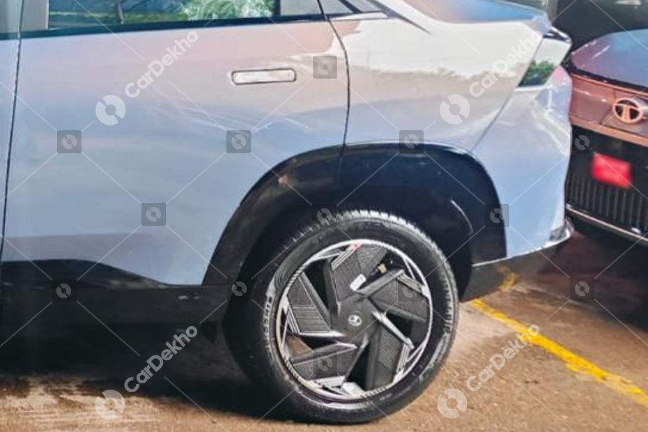 Tata Curvv EV flush door handles Tata Curvv EV flush door handles