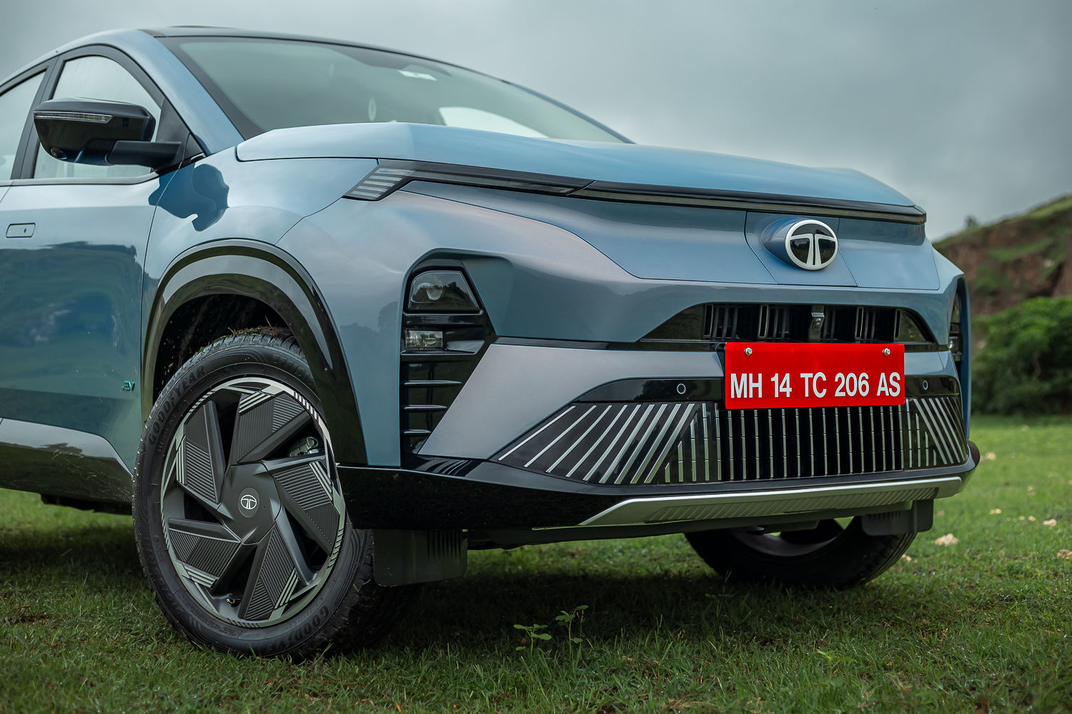 Tata Curvv EV LED Headlights