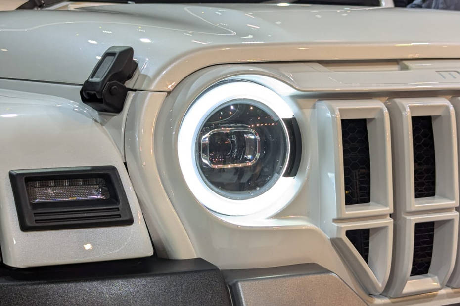 Mahindra Thar Roxx Headlight Mahindra Thar Roxx Headlight