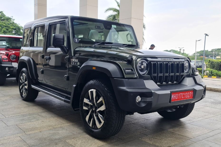 Mahindra Thar Roxx Green Colour Mahindra Thar Roxx Green Colour
