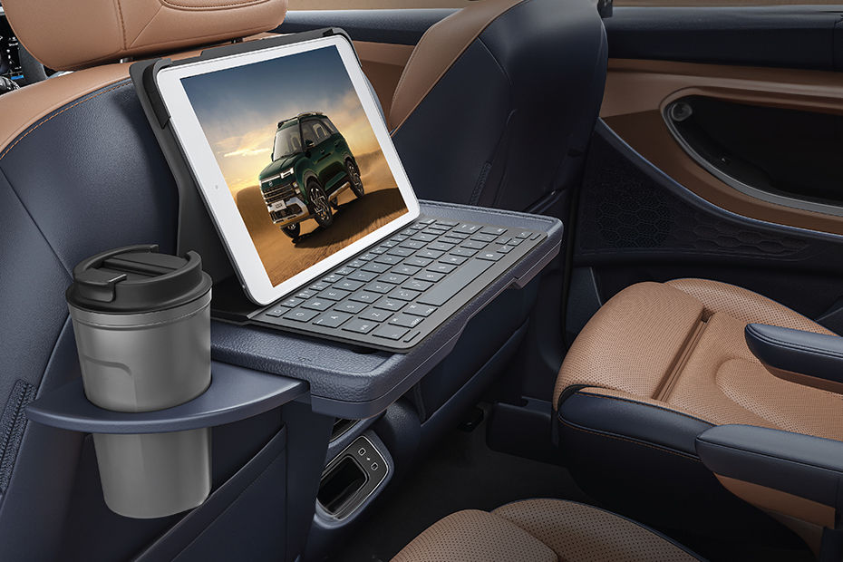 2024 Hyundai Alcazar fold-out tray and flip-out cup holder