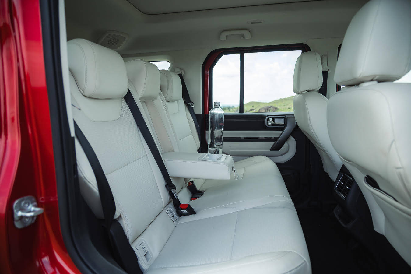 5 Door Mahindra Thar Roxx Interior