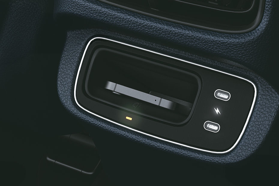 Hyundai Alcazar Wireless Phone Charger For Rear Cabin&nbsp;