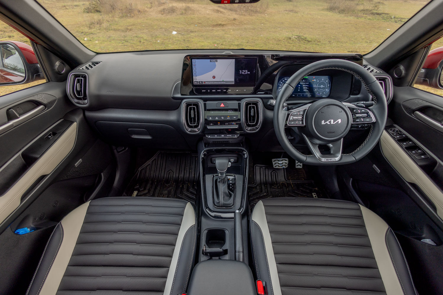 Kia Sonet interior
