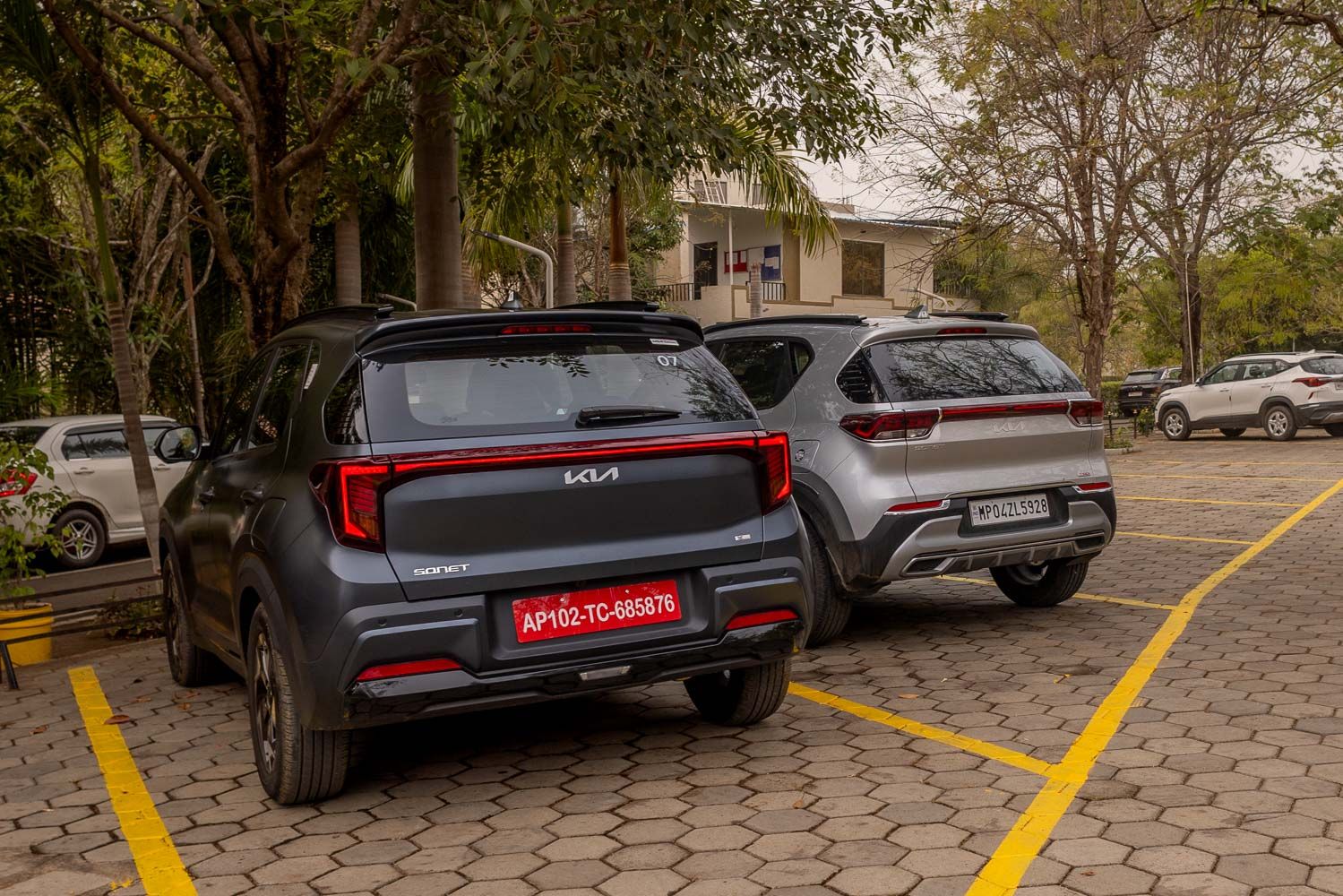Kia Sonet X-Line rear