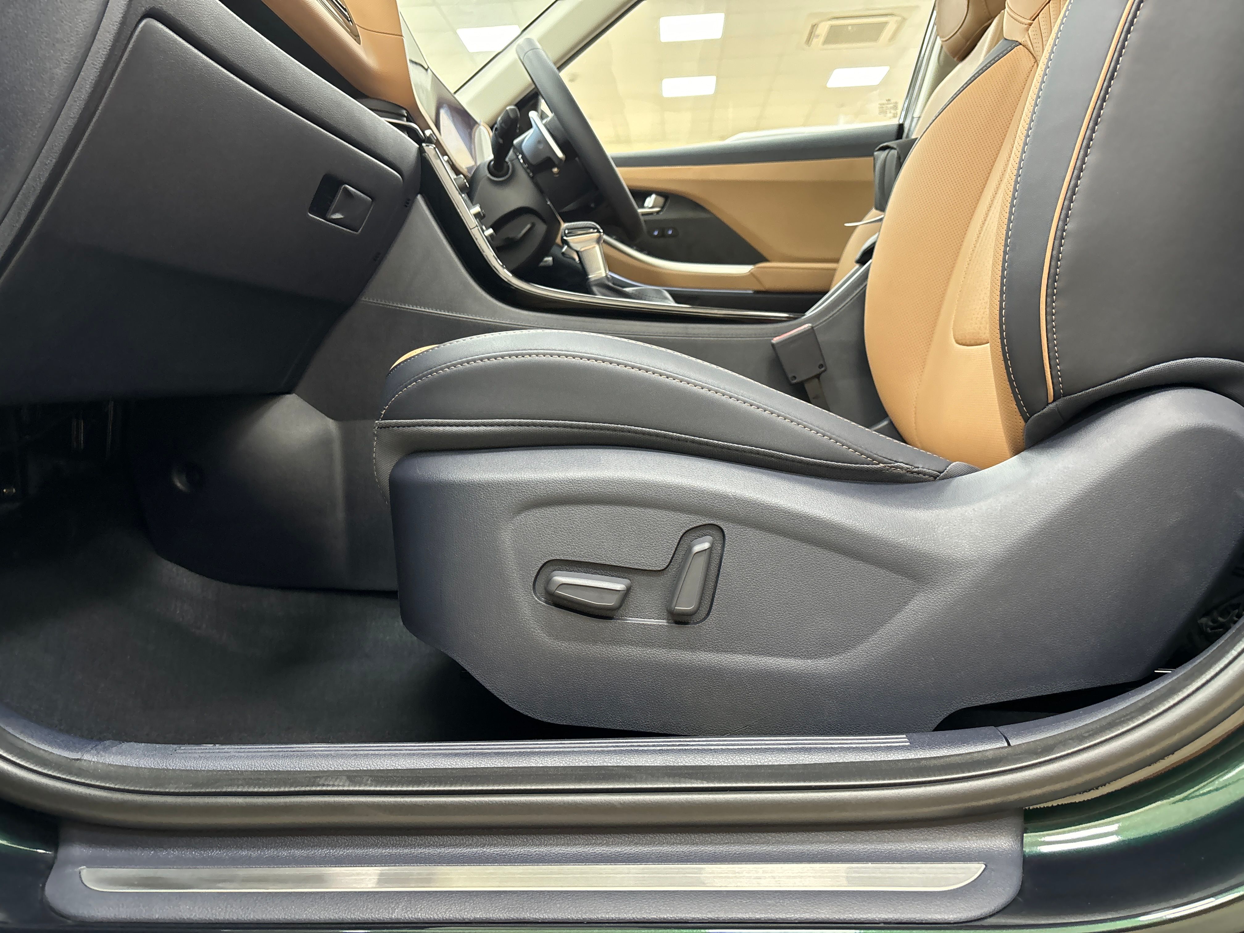 2024 Hyundai Alcazar gets powered front seats
