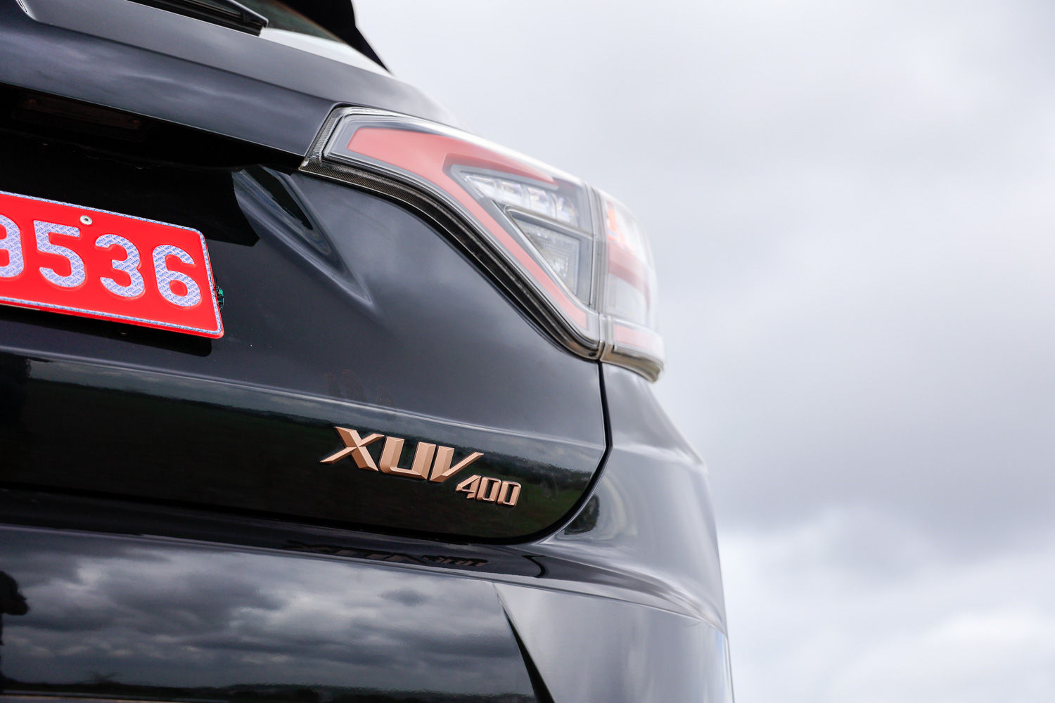 XUV400