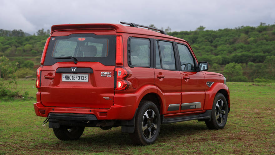 Mahindra Scorpio Road Test Images