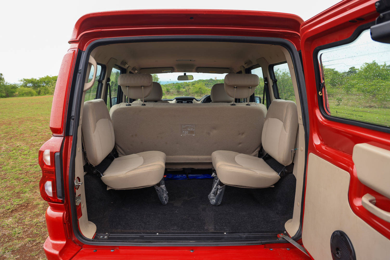 Mahindra Scorpio Classic 3rd Row Side Facing Seats 