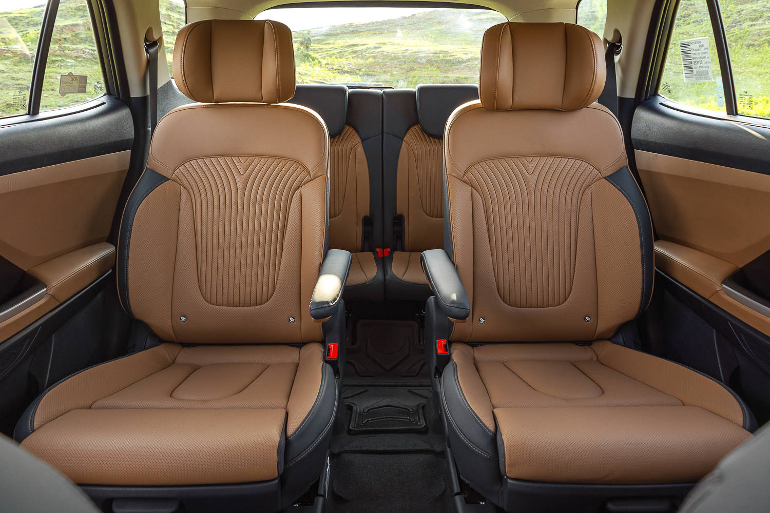 Hyundai Alcazar 2nd-row seats