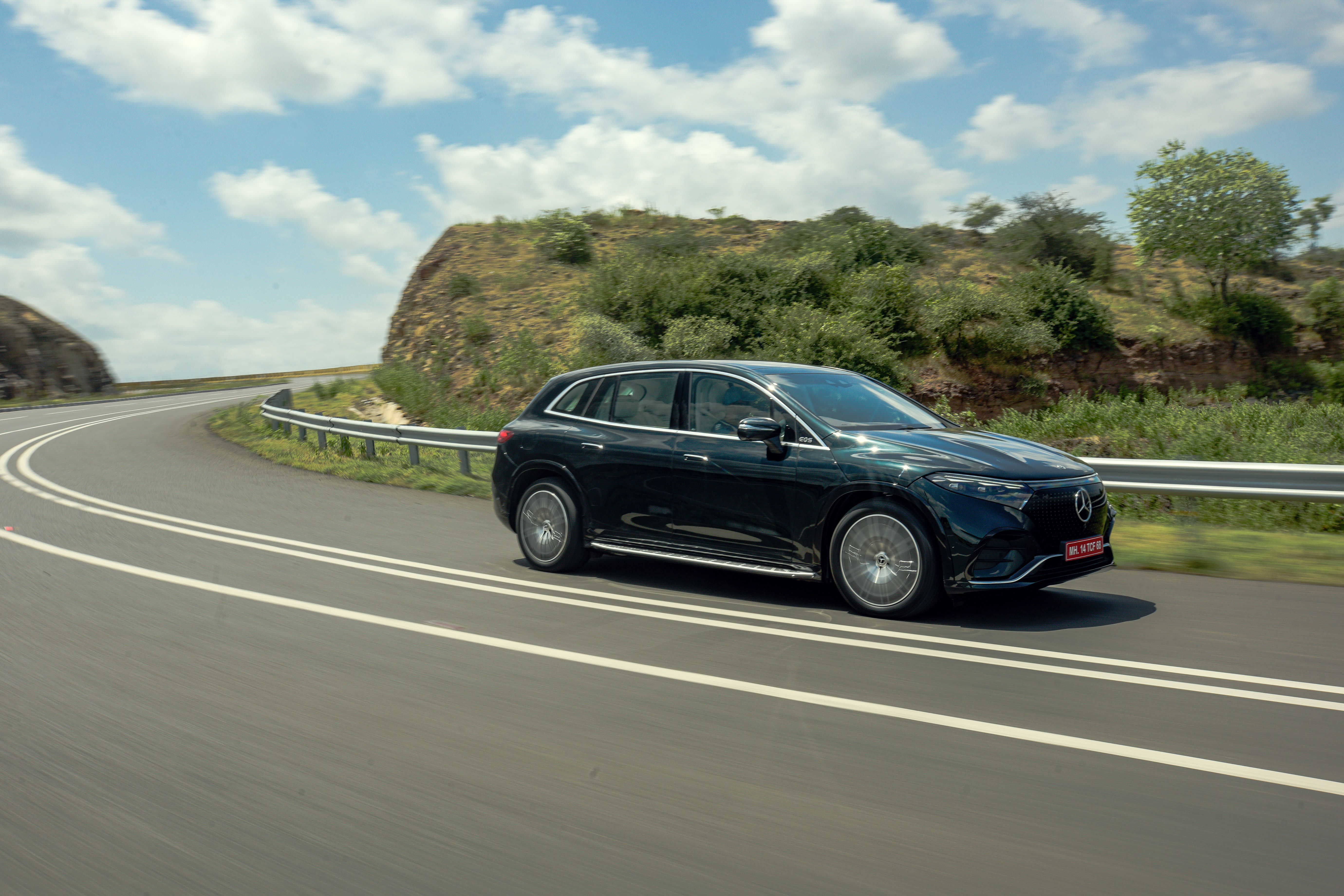 Mercedes-Benz EQS SUV