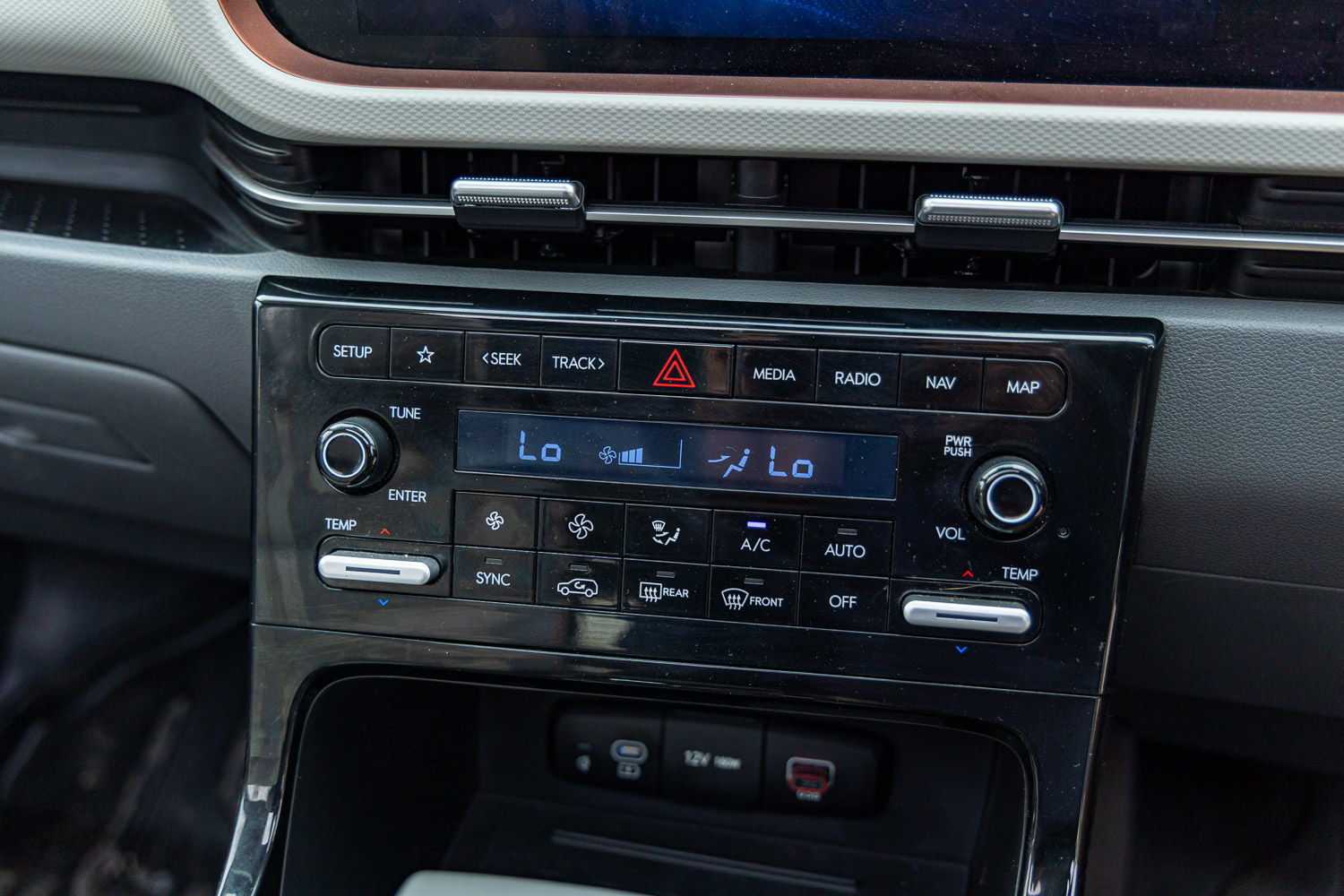 Hyundai Creta AC panel