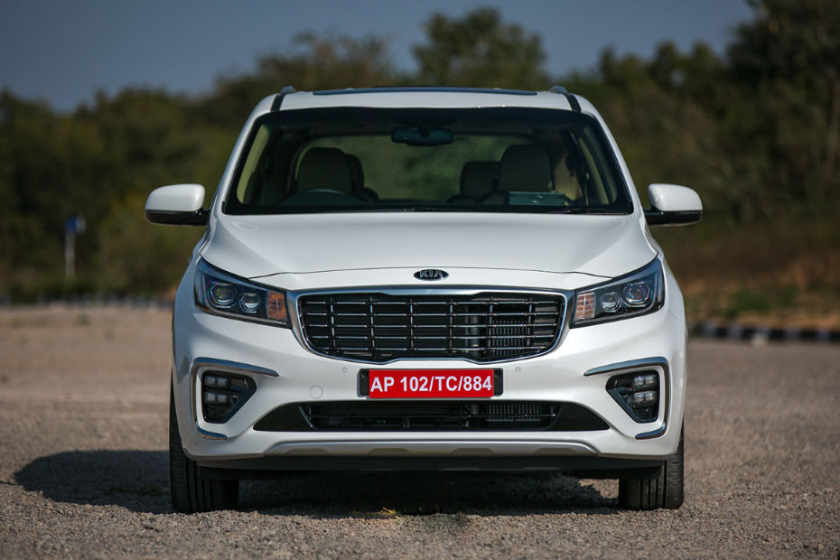 2020 Kia Carnival Front 2020 Kia Carnival Front