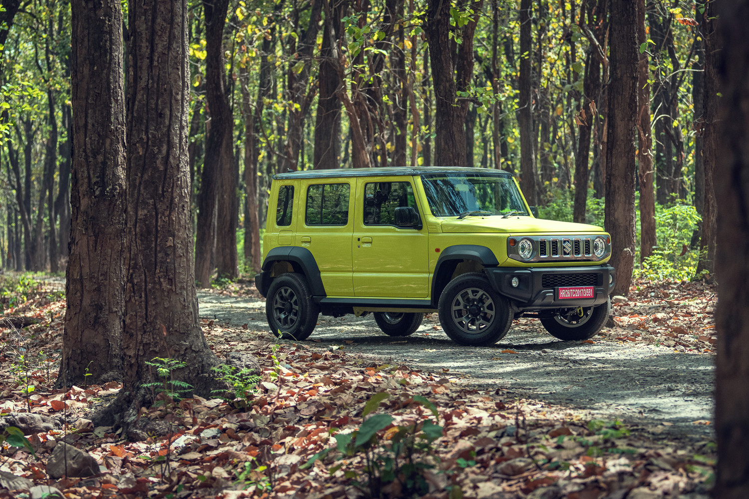 Mahindra Thar Roxx vs Maruti Jimny vs Force Gurkha 5door 4X4 Powertrain & Prices Comparison