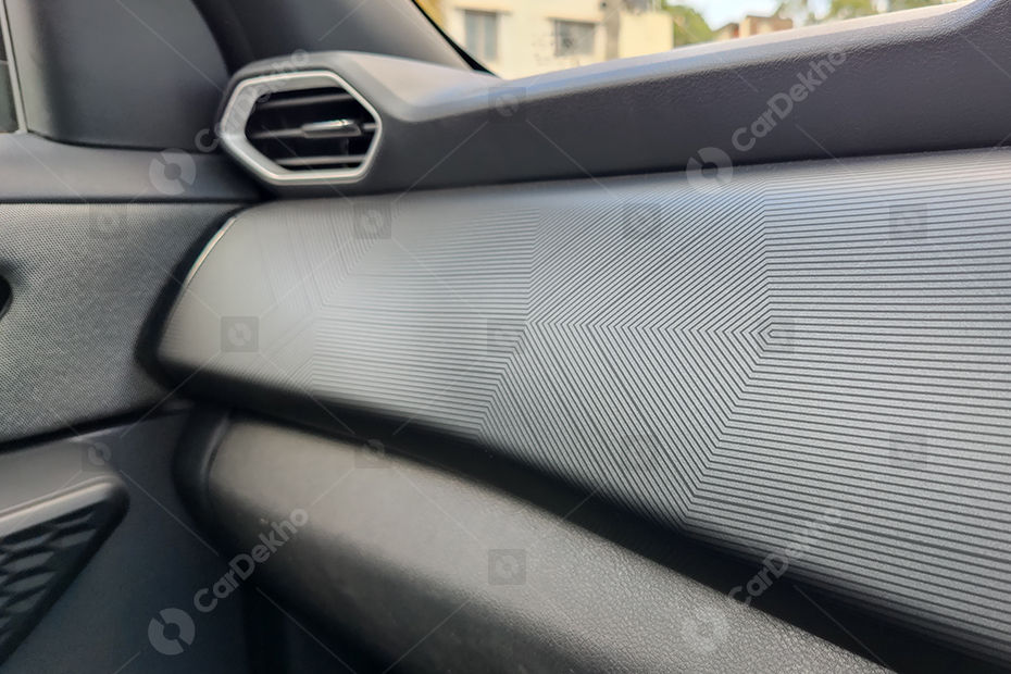 Nissan Magnite facelift N-Connecta variant gets soft-touch leatherette material on dashboard