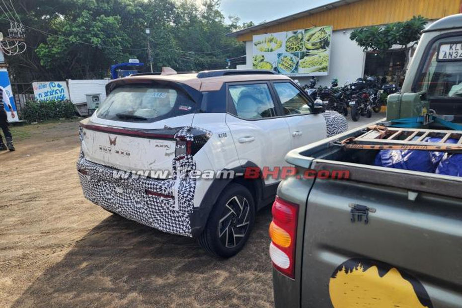 Mahindra XUV 3XO EV spied Mahindra XUV 3XO EV spied