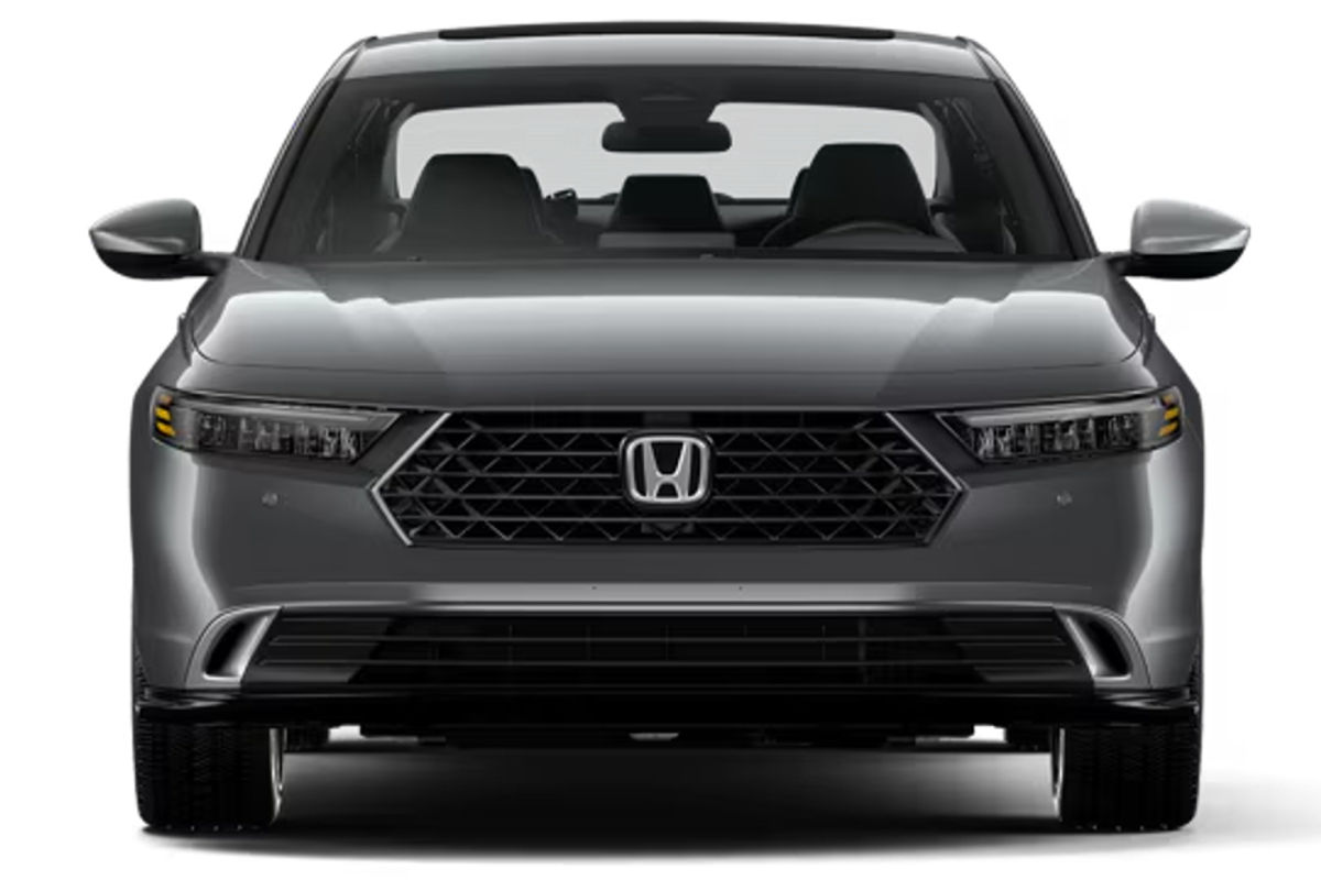 2025 Honda Accord front design