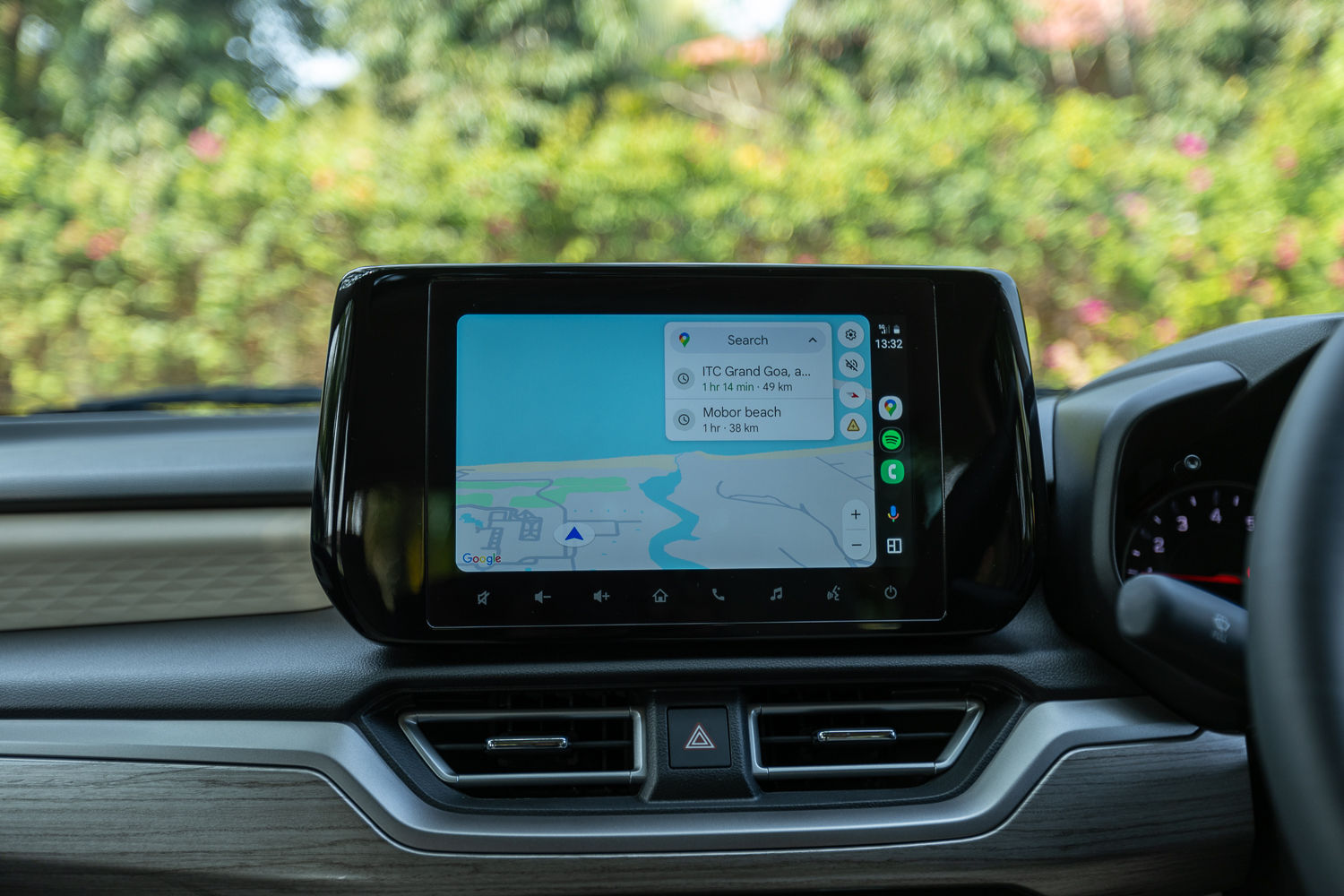 New Maruti Dzire9-inch touchscreen