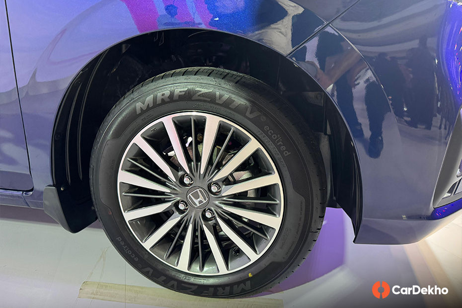 2024 Amaze Alloy Wheels