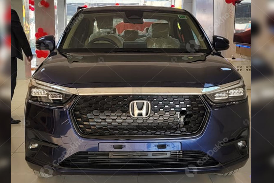 Honda Amaze front