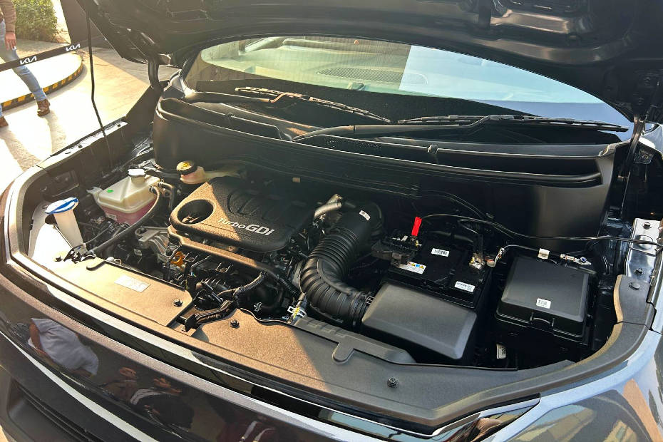 Kia Syros 1-litre turbo-petrol engine