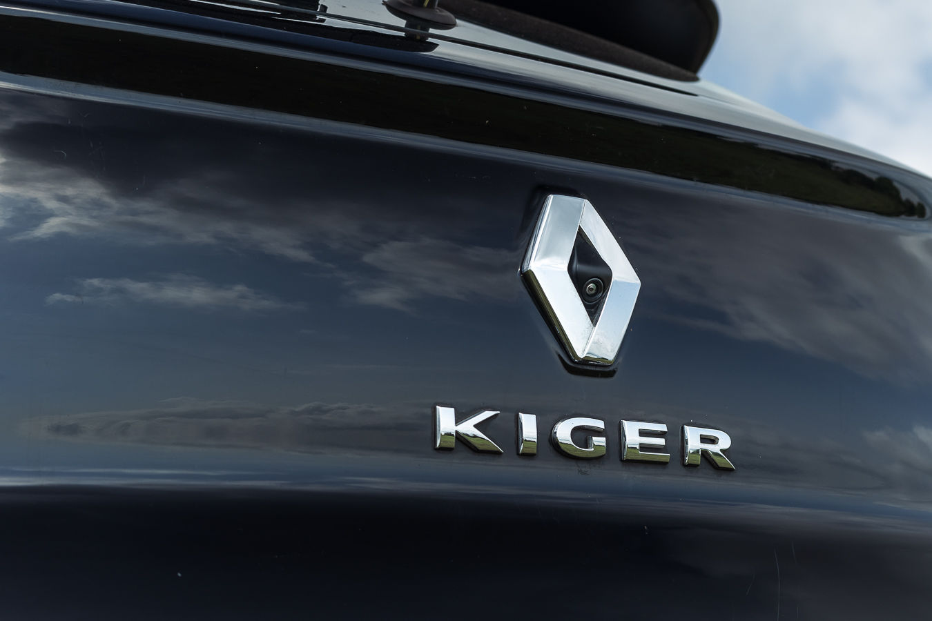 Renault Kiger Review:  A Good Small Budget SUV?
