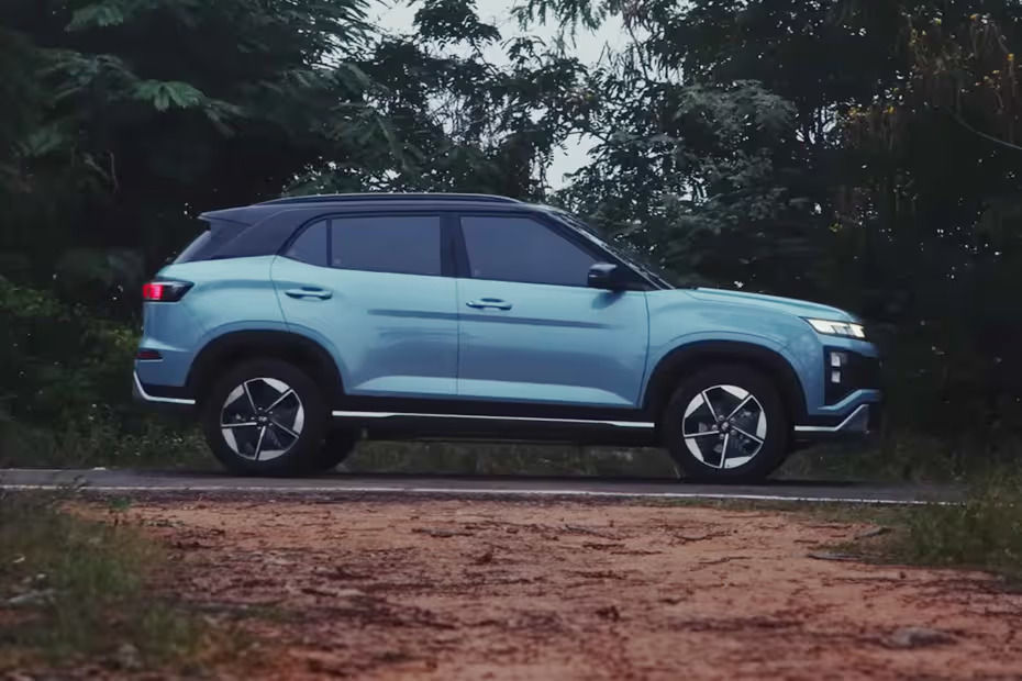 Hyundai Creta Electric Side