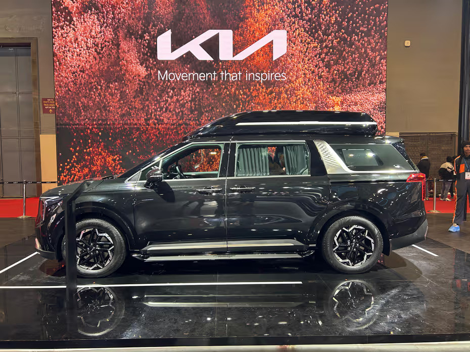 All Custom Cars Showcased At Auto Expo 2025: DC2 Europa, Custom ...