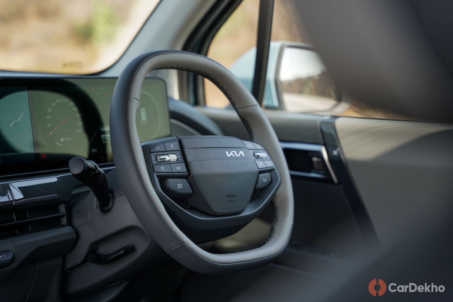 Kia Syros steering wheel