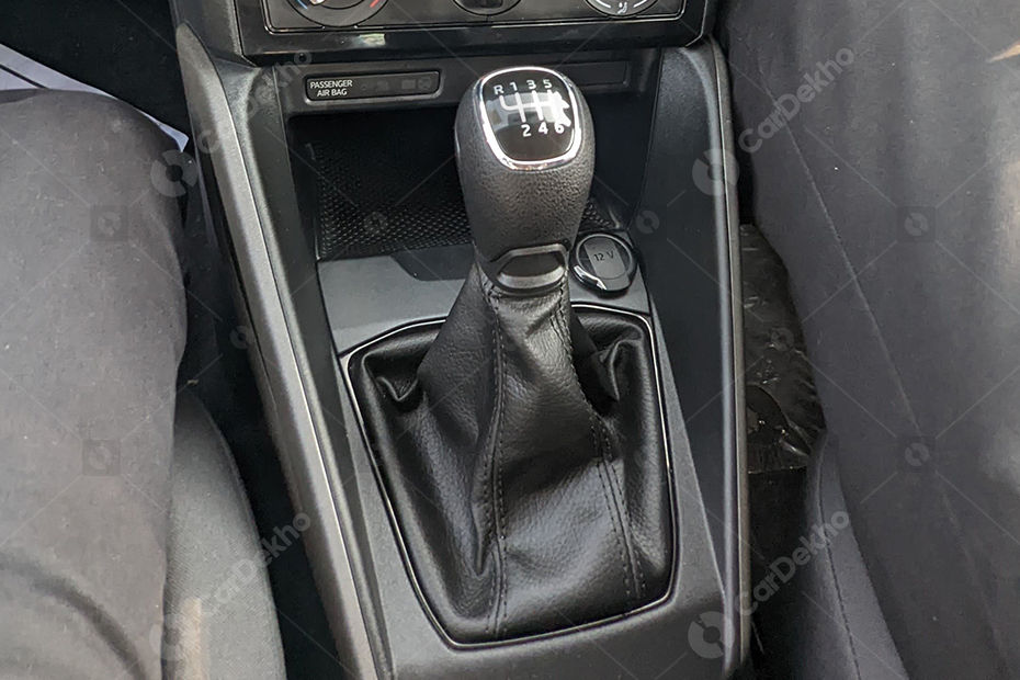 Skoda Kylaq Signature variant Skoda Kylaq Signature variant