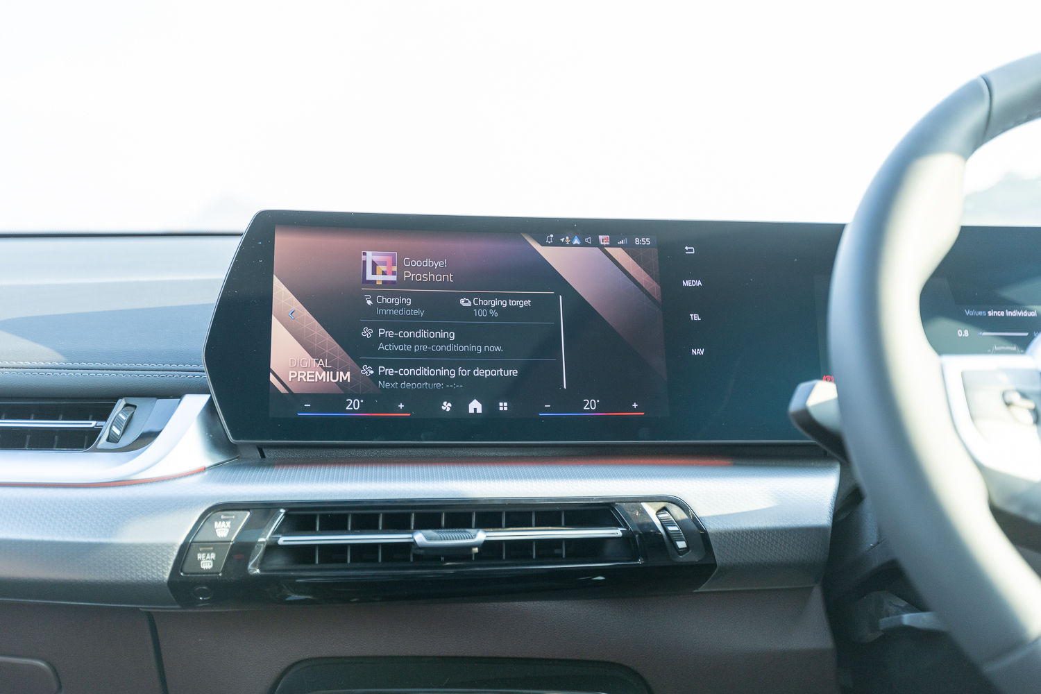 BMW iX1 LWB 10.7-inch Touchscreen BMW iX1 LWB 10.7-inch Touchscreen
