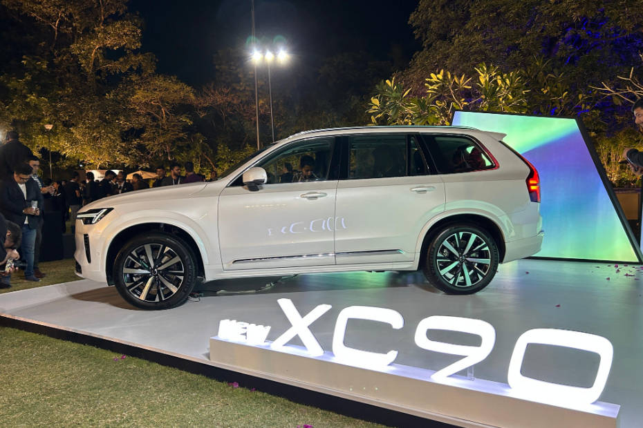 Volvo XC90 2025 side