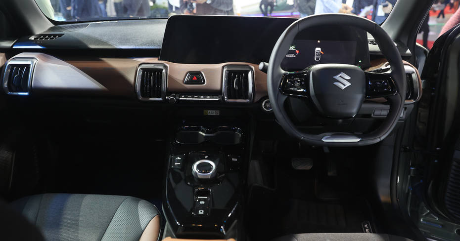 Maruti e Vitara dashboard