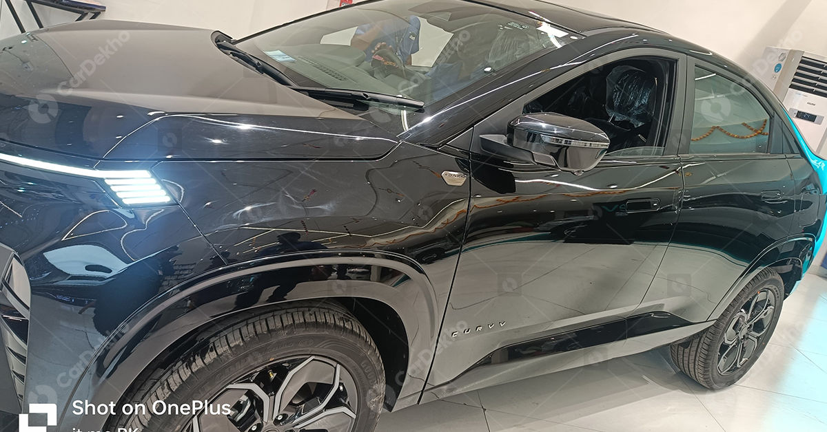 Tata Curvv Dark edition side profile