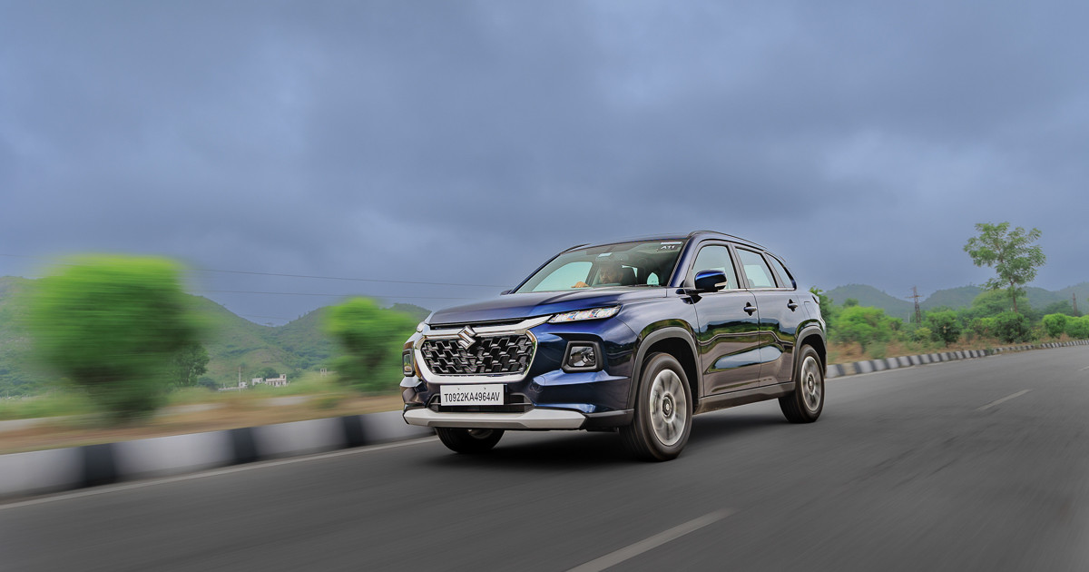 Maruti Grand Vitara driving