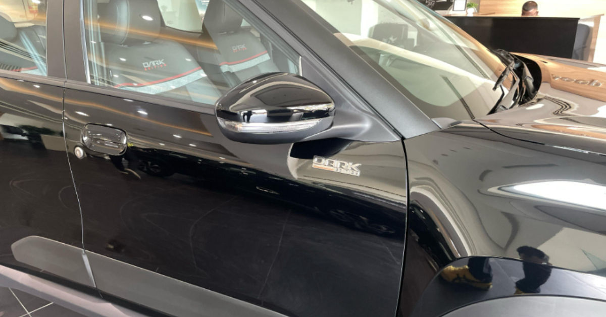 Citroen Aircross Dark Edition side
