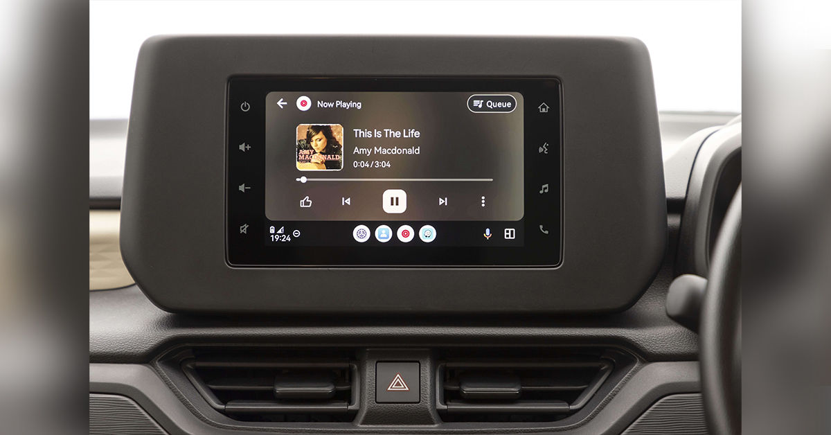 South African-spec Suzuki Dzire 7-inch touchscreen