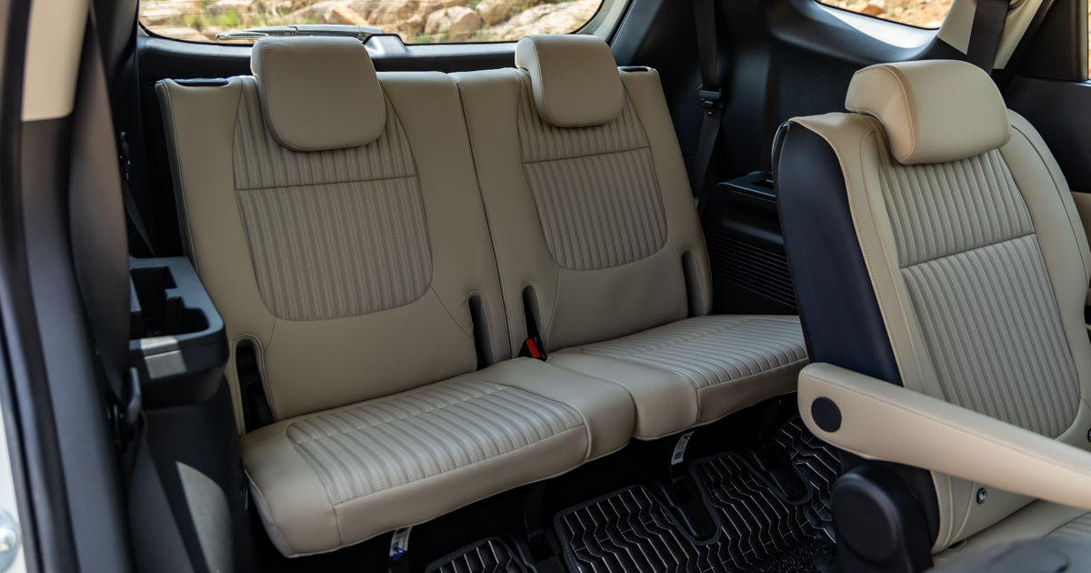 Kia Carens Clavis 3rd row seats