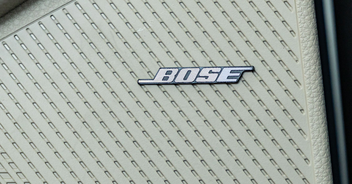 Kia Carens Clavis Bose Sound system