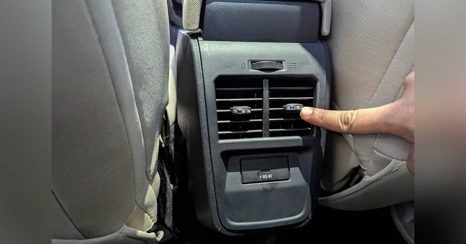 2025 Tata Altroz facelift rear AC vents