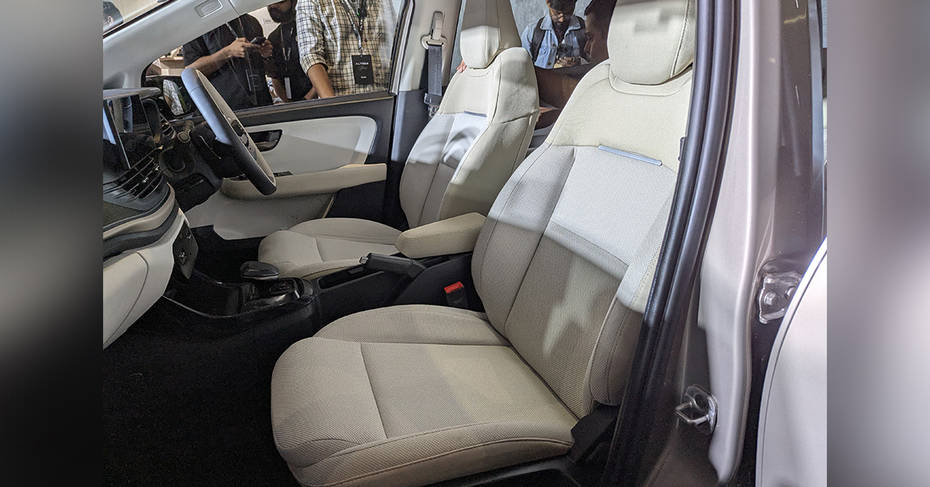 2025 Tata Altroz facelift interior