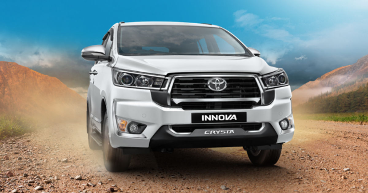 Toyota Innova Crysta front Toyota Innova Crysta front