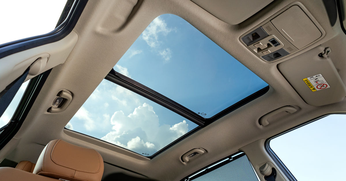 Hyundai Alcazar Panoramic Sunroof